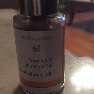 Dr. Hauschka Translucent Bronzing Tint